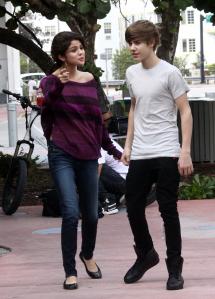 Justin Bieber and Selena Gomez Holding Hands?